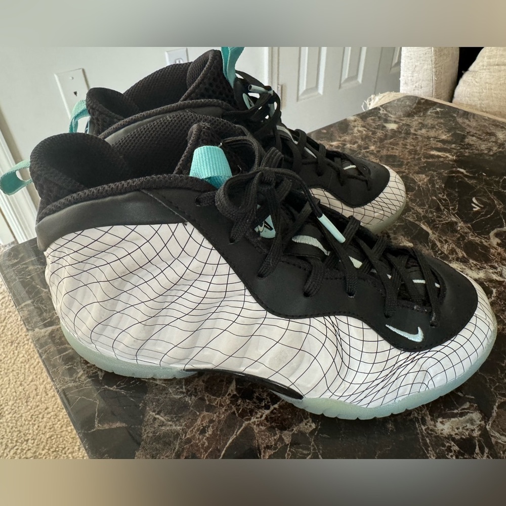 Boys Nike Sneakers